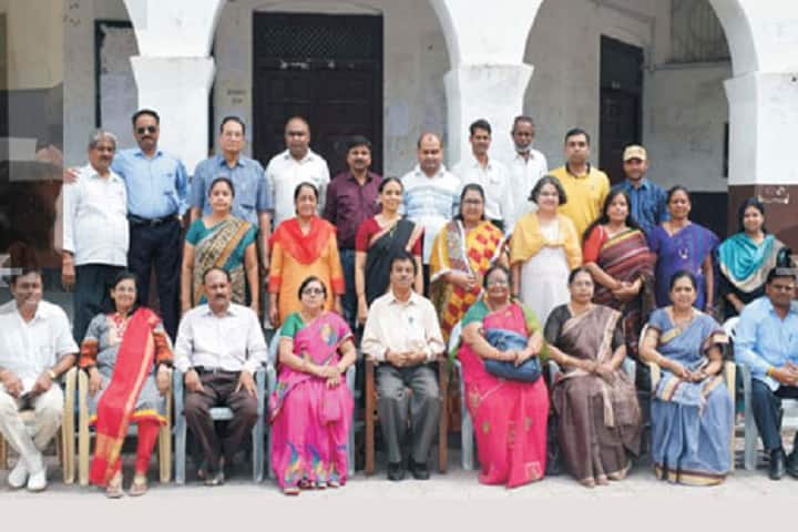 Shree Krishnajirao Pawar Government PG College, Dewas campus photo 6