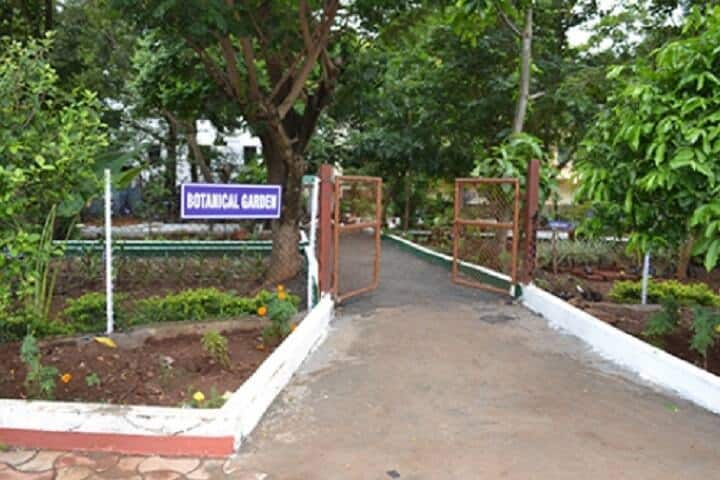 Rajarshi Chhatrapati Shahu College, Kolhapur campus photo 2