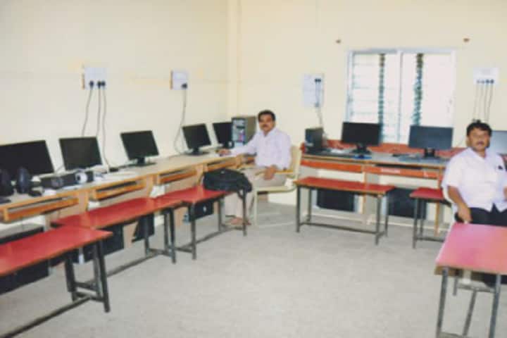 Late Balasaheb Ghuikhedkar Vidya Prasarak Mandal's Mungsaji Maharaj Mahavidyalaya, Darwha campus photo 2