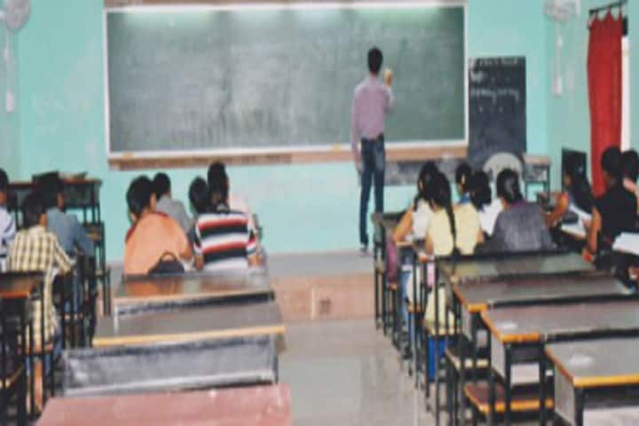 Late Balasaheb Ghuikhedkar Vidya Prasarak Mandal's Mungsaji Maharaj Mahavidyalaya, Darwha campus photo 3
