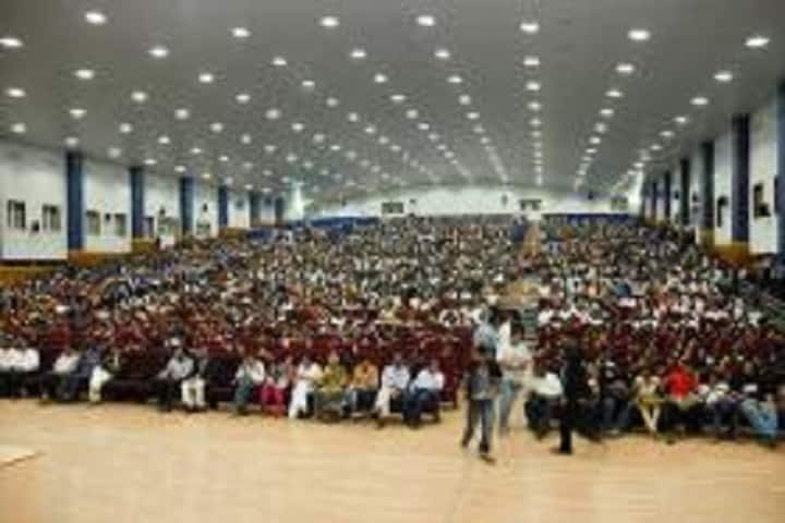 SRM Kattankulathur Dental College and Hospital, Kattankulathur campus photo 2