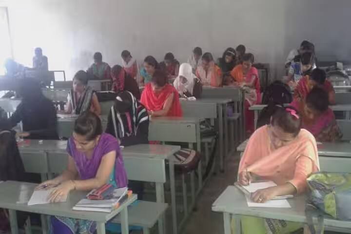 Baliram Patil Arts Commerce and Science College, Kinwat campus photo 4