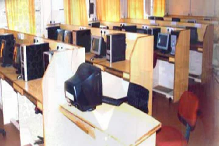 Shri Kisanlal Nathmal Goenka Arts and Commerce College, Karanja campus photo 4