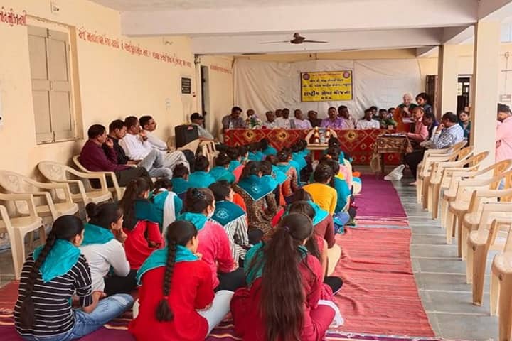 MD Shah Commerce and BD Patel Arts College, Mahudha campus photo 4