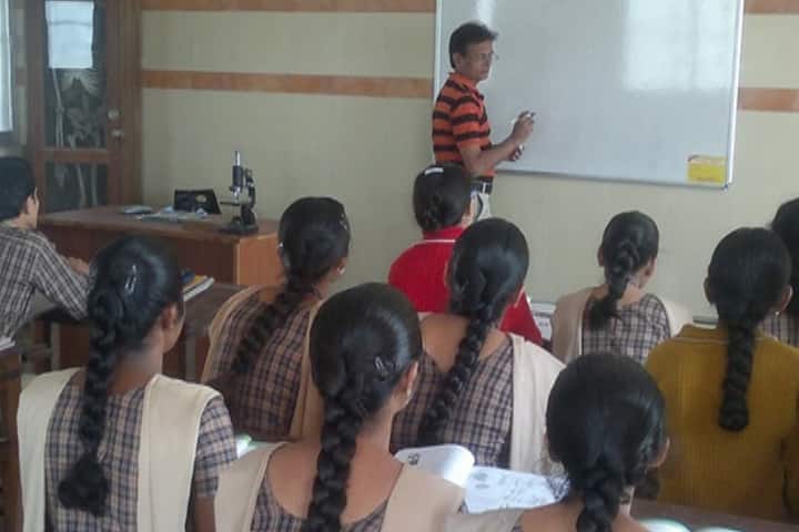 Matushree VD And Sheth Shree DV Tanna Mahila Arts College, Khambhalia campus photo 2