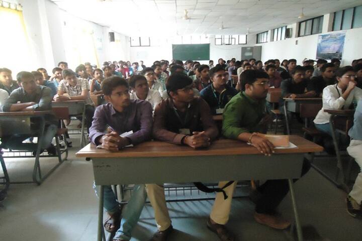 Grow More Faculty of Computer Application, Himmatnagar campus photo 4