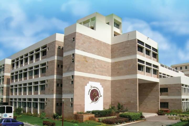 Bapuji Dental College and Hospital, Davangere campus photo 2