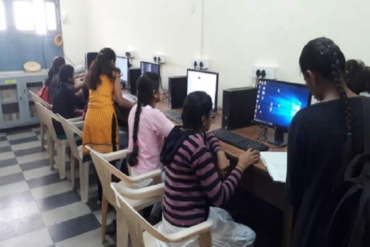 Arakalagudu Varadarajulu Kanthamma College for Women, Hassan campus photo 2