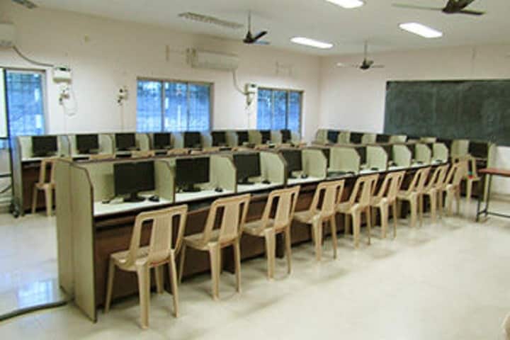 Jayagovind Harigopal Agarwal Agarsen College, Chennai campus photo 2