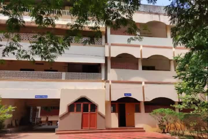 Ansar Women's College, Thrissur campus photo 2