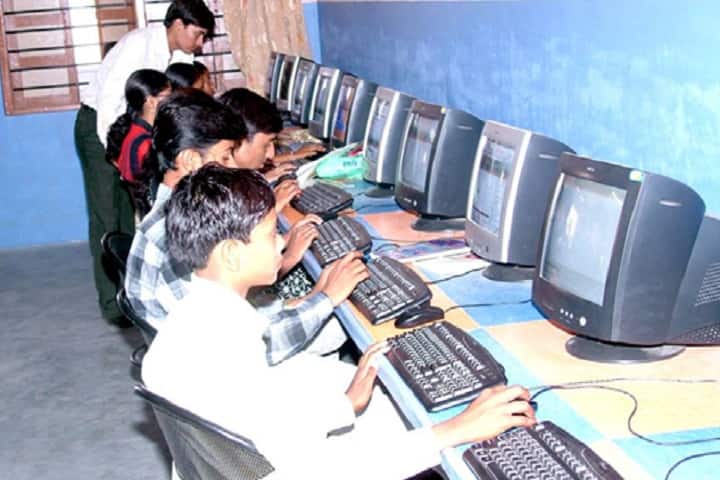 Shri Surat Jilla Sahkari Bank Commerce College and Shri Sayan Sahakari Khand Udhyog Arts College, Olpad campus photo 4