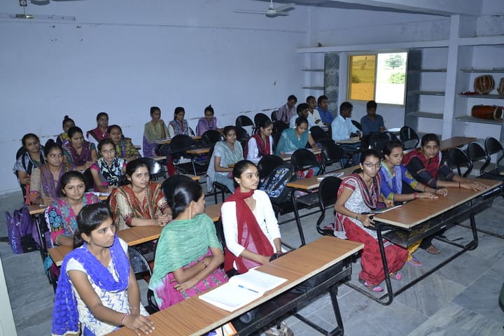 Shree Shankar College of Education, Manund campus photo 3