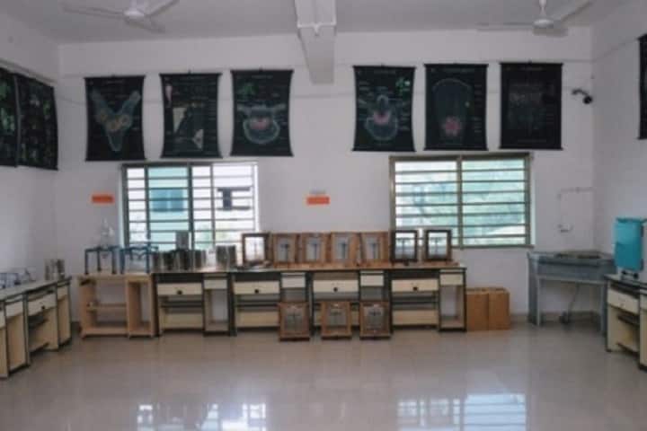 Limbdi Homoeopathic Medical College and Hospital, Limbdi campus photo 3