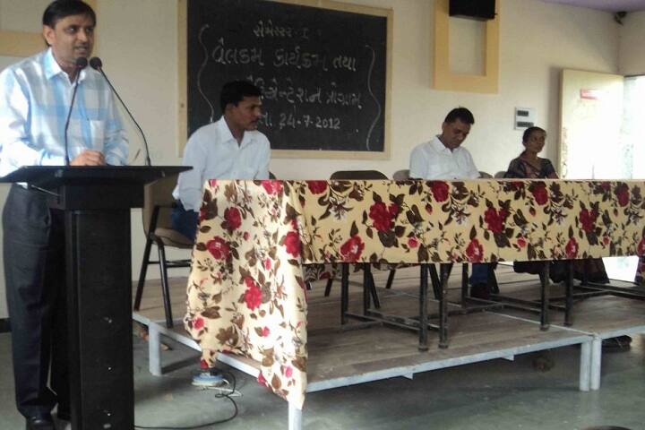Smt RM Prajapati Arts College, Satlasana campus photo 4
