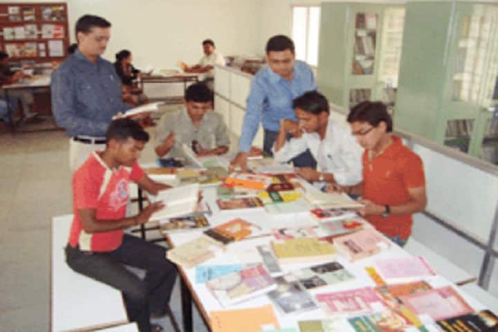 MM Chaudhari Arts College, Rajendranagar campus photo 4