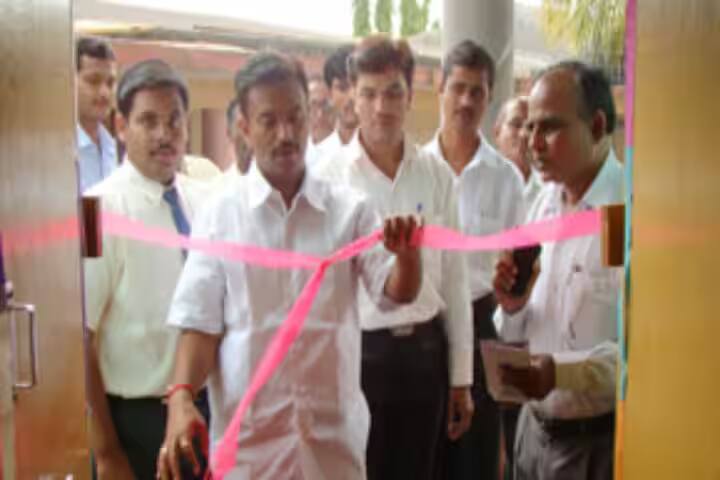 Yashwantrao Chavan Arts and Commerce College, Islampur campus photo 4