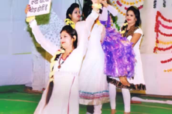 Mahatma Gandhi Balika Vidhyalya PG College, Firozabad campus photo 5