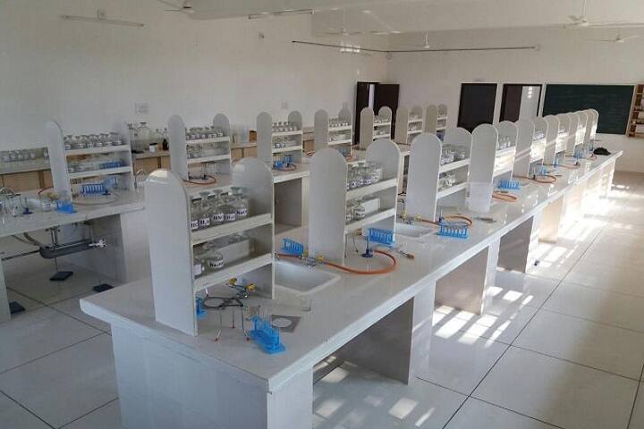 Shree Un Vibhag Kelvani Mandal Science College, Un campus photo 2