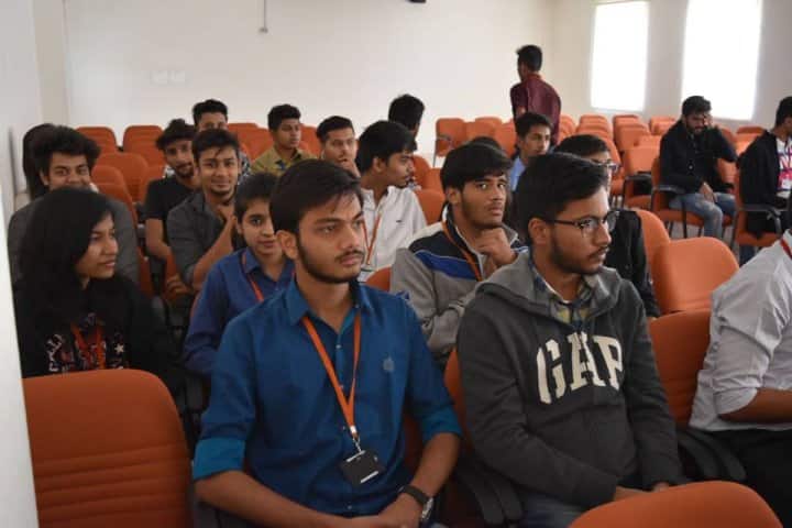 SUAS Indore campus photo 3