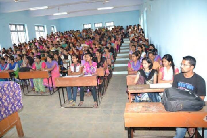 Yashwantrao Chavan College of Science, Karad campus photo 4