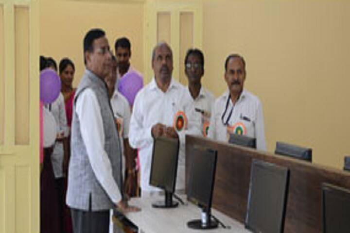 Yashwantrao Chavan College of Science, Karad campus photo 6