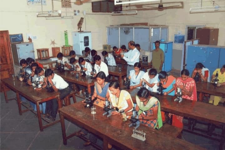 KLE Society's Jagadguru Tontadarya College, Gadag campus photo 5