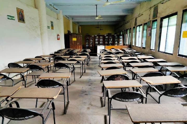 Shri SS Patil Arts Shri Bhausaheb TT Salunkhe Commerce and Shri GR Pandit Science College, Jalgaon campus photo 3