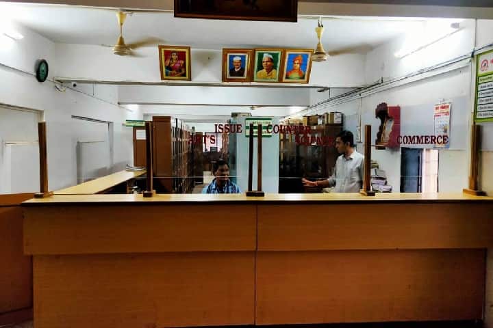 Shri SS Patil Arts Shri Bhausaheb TT Salunkhe Commerce and Shri GR Pandit Science College, Jalgaon campus photo 5