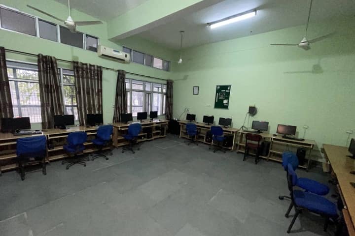 Siri Guru Har Rai Sahib College for Women, Hoshiarpur campus photo 5