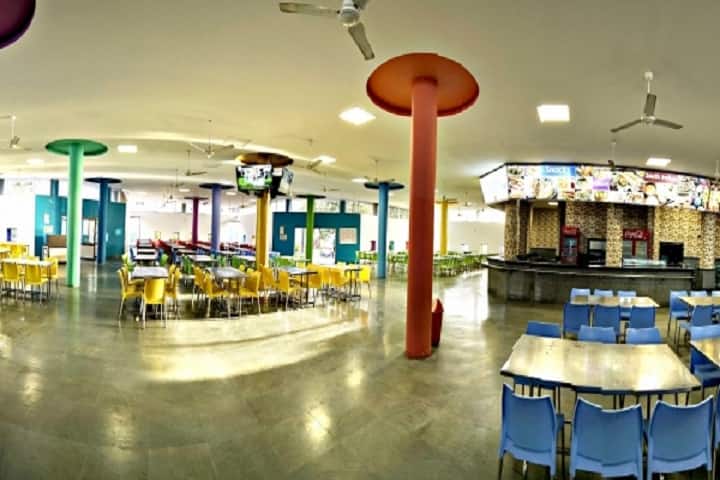 Babaria Institute of Pharmacy, Vadodara campus photo 3