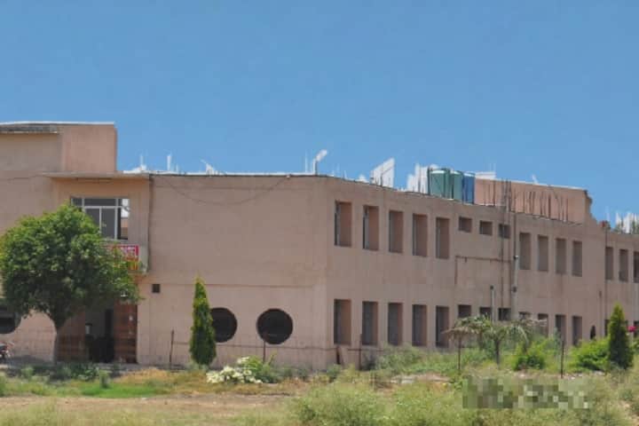 PDM School of Pharmacy, Safidon campus photo 5