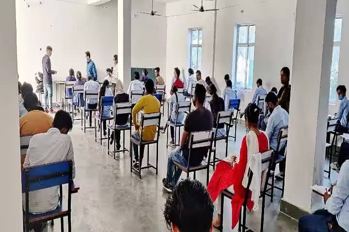 Vision College of Pharmacy and Biomedical Sciences, Najibabad campus photo 3