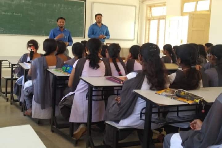 KLE Society's SVS Bellubbi Arts and Commerce College, Saundatti campus photo 3