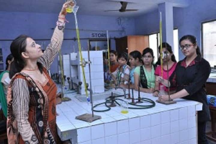 Guru Nanak Girls College, Yamuna Nagar campus photo 5