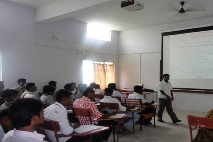 Sri Jagadguru Murugharajendra First Grade College of Arts and Commerce, Chikmagalur campus photo 2