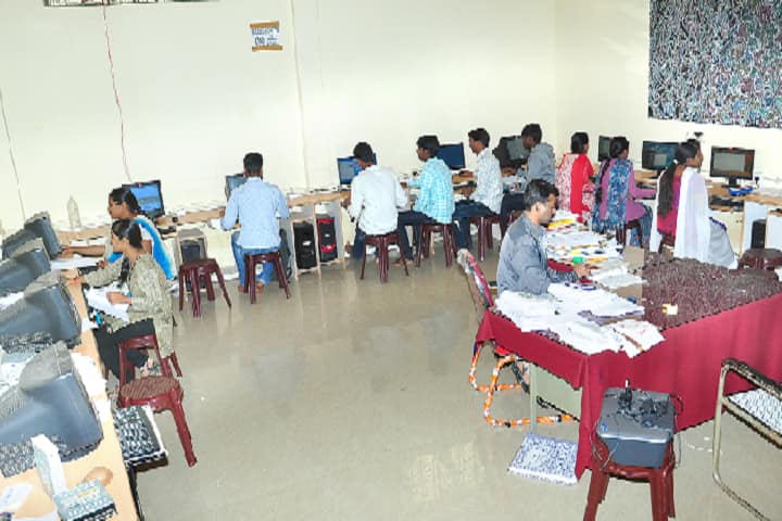 Sri Kongadiyappa College, Doddaballapur campus photo 3