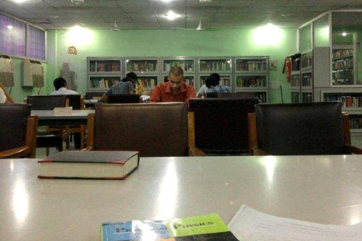 MNNIT Allahabad campus photo 3