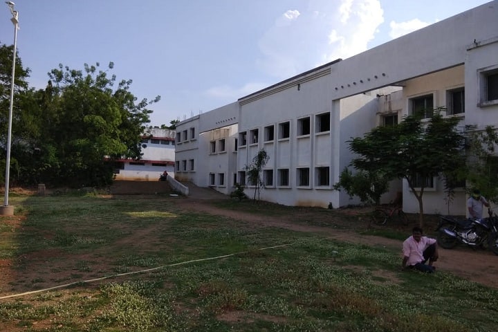 Nutan Adarsh Arts Commerce and Smt Maniben Harilal Wegad Science College, Nagpur campus photo 2