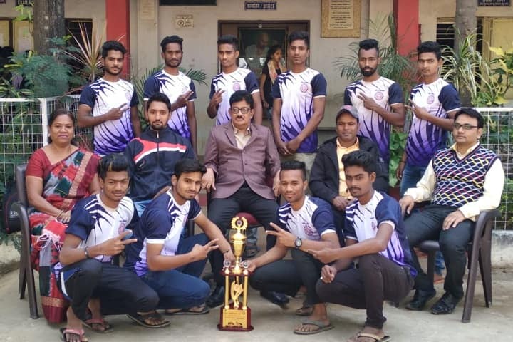 Nutan Adarsh Arts Commerce and Smt Maniben Harilal Wegad Science College, Nagpur campus photo 5
