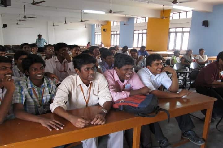 LICET Chennai campus photo 4