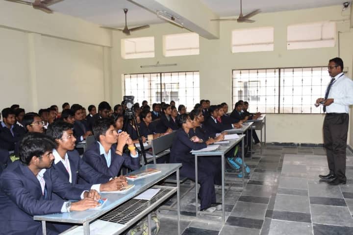 Vel Tech Multi Tech Dr Rangarajan Dr Sakunthala Engineering College, Chennai campus photo 2