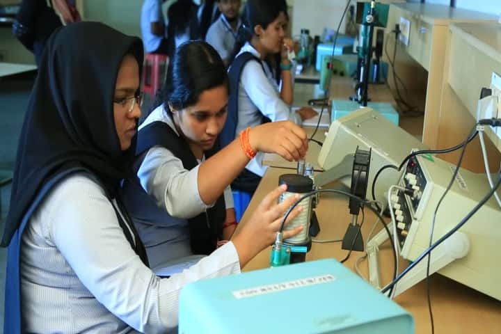 KMEA Engineering College, Ernakulam campus photo 2