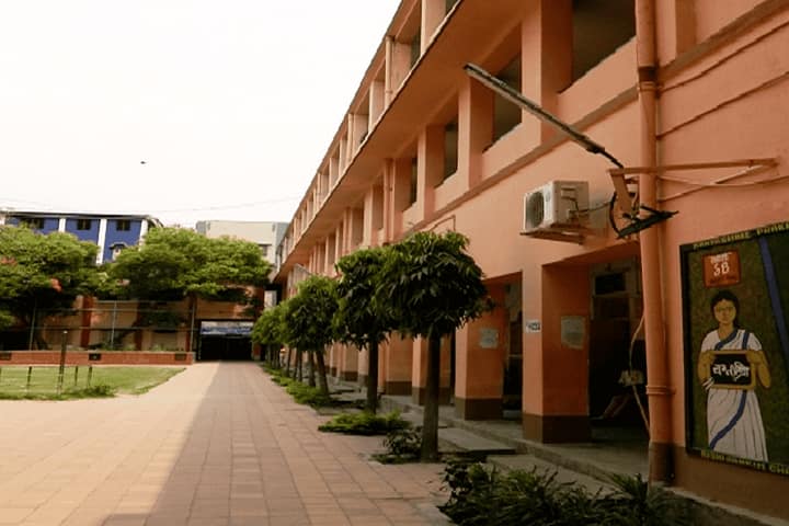 Rishi Bankim Chandra Evening College, Naihati campus photo 4