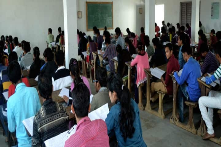 Shree PN Pandya Arts MP Pandya Science and Smt DP Pandya Commerce College, Lunawada campus photo 2