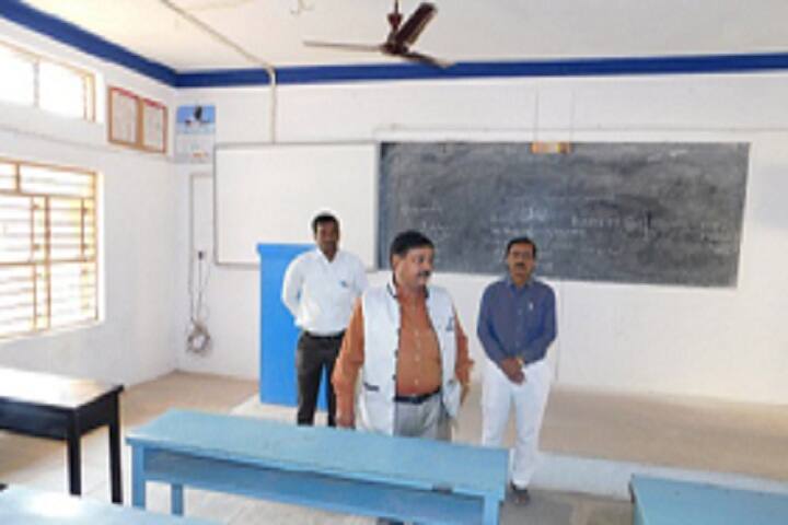 Valaballary Channabasaveshwar Education Society's Arts and Commerce College, Lingasugur campus photo 4