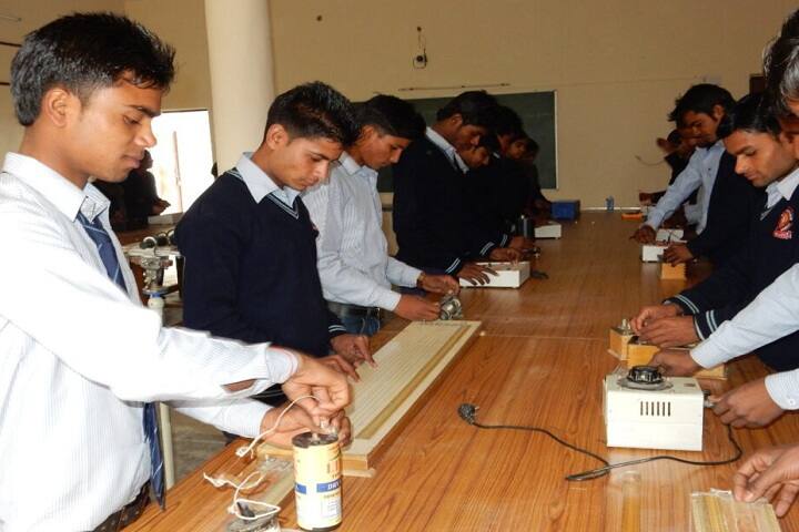 Swami Dayanand PG Degree College, Meerganj campus photo 3