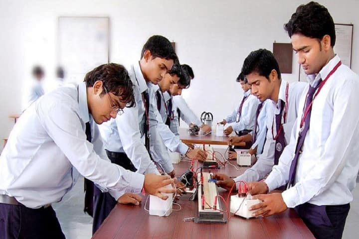 Sunder Deep Pharmacy College, Ghaziabad campus photo 5