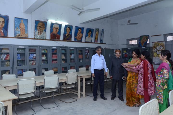 Th Har Narayan Singh Degree College, Prayagraj campus photo 2