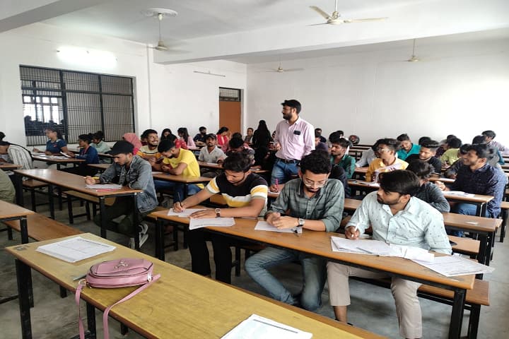 KP Law College, Prayagraj campus photo 2