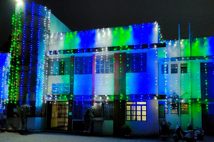 College of Veterinary Science and Animal Husbandry, Jabalpur campus photo 2